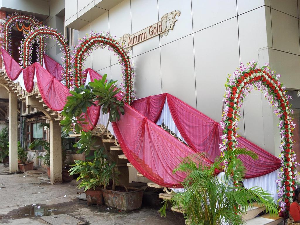 Hotel Jawahar Ulhāsnagar Екстериор снимка