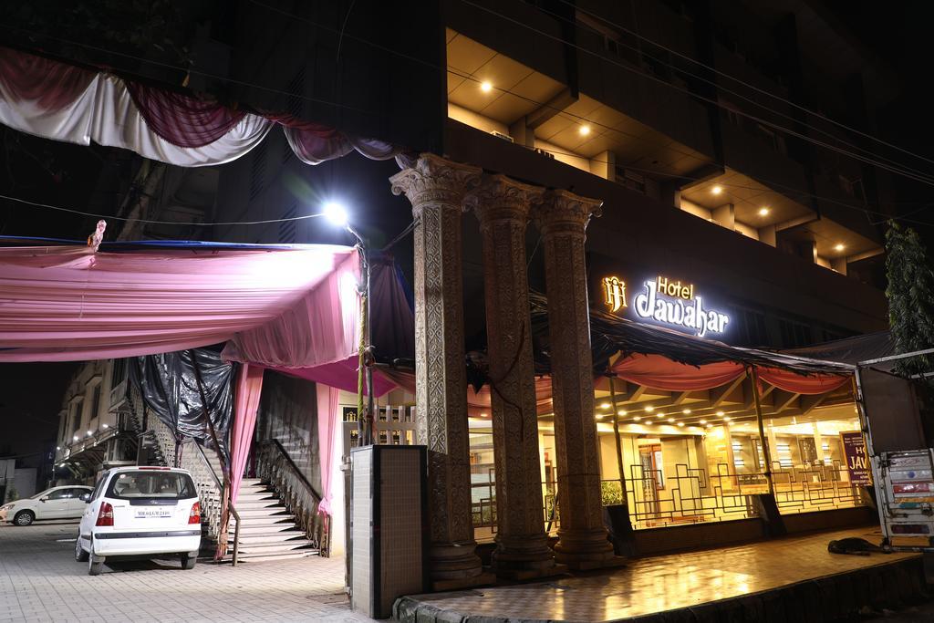Hotel Jawahar Ulhāsnagar Екстериор снимка